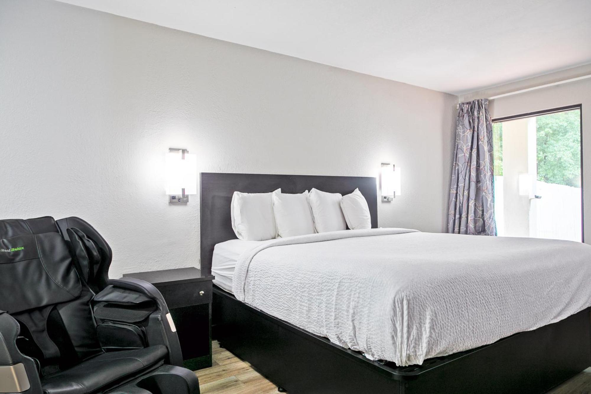 Days Inn By Wyndham Augusta Near Fort Gordon Εξωτερικό φωτογραφία